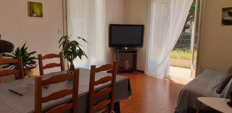Apartament Location Saisonniere Coursan Zewnętrze zdjęcie